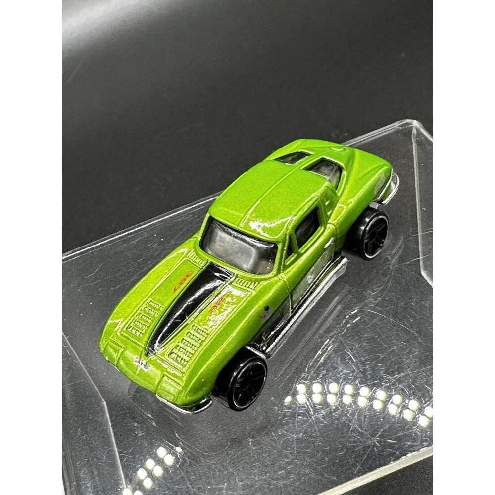 1979 Mattel Hot Wheels 63 Corvette Stingray Metallic Green Black No Side Windows